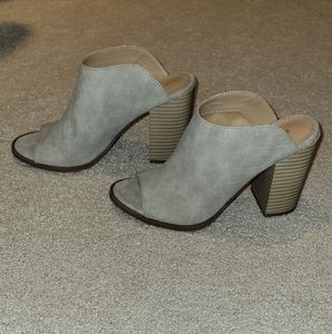 EEUC Size 6 booties